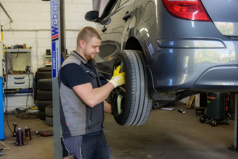 Radmontage bei Konradi Kfz-Service in Lippstadt